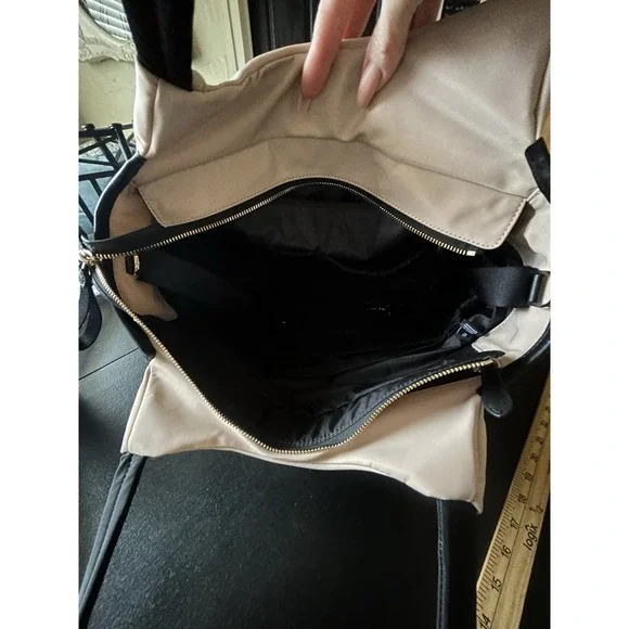 Large Kate Spade Diaper Bag Tan/pink Nylon Easy Wipe Down Shoulder Strap Clean - Picture 8 of 15